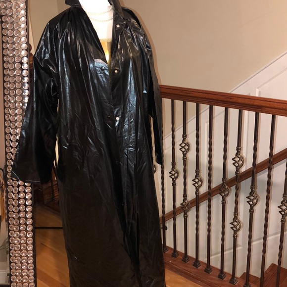 bloomingdales raincoat